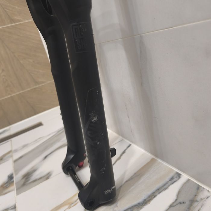 Rock shox Yari/ Lyrik