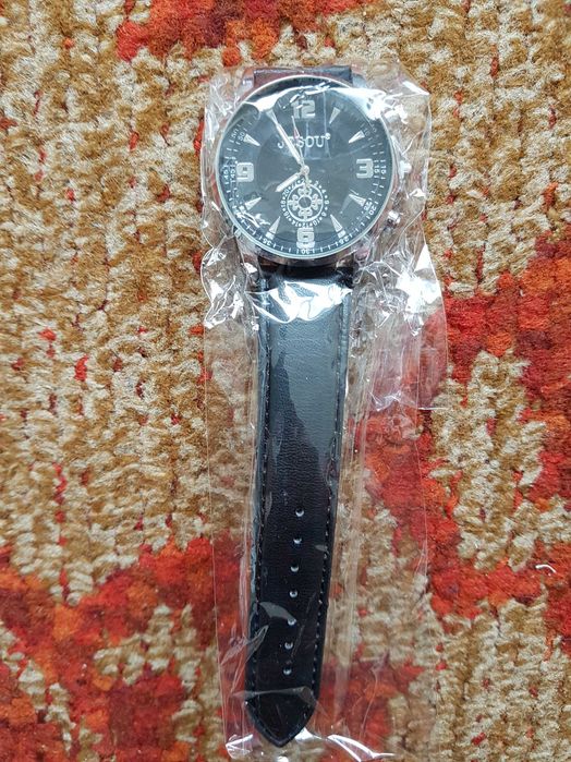 Set cadou JESOU 4 piese: Ceas/Portofel/Curea/Breloc negru NOU! Sigilat