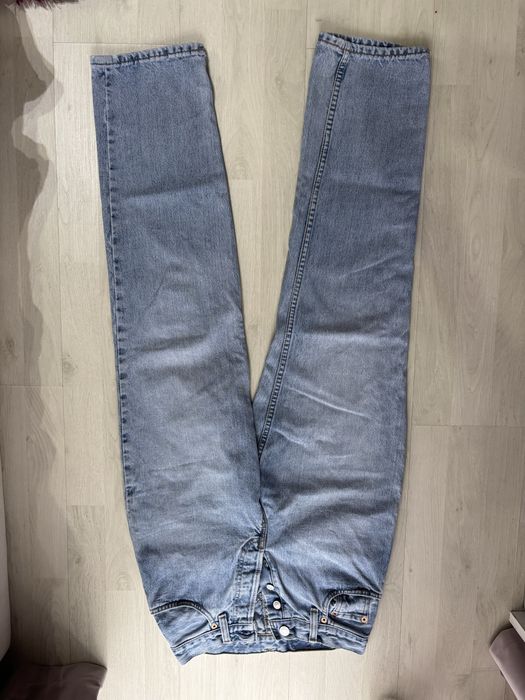Blugi levi’s albastri