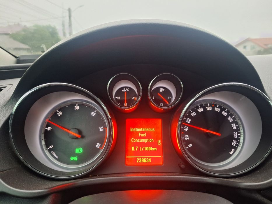 Opel insignia 4x4 2.0 CDTI 160cp