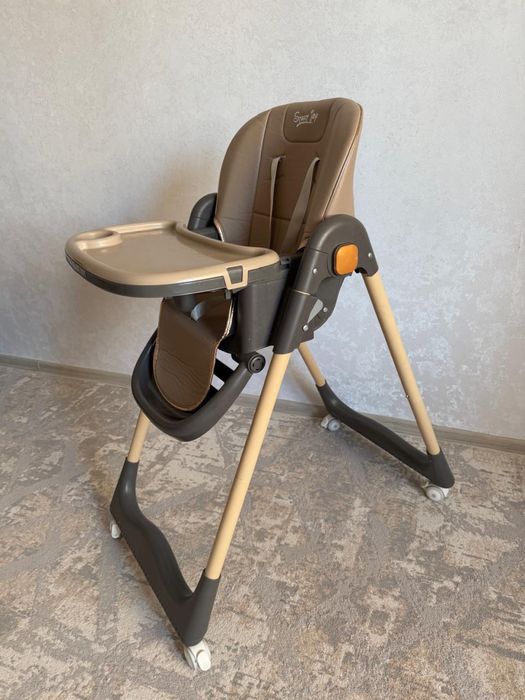 Продаю стульчик для кормления