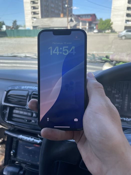 Продам IPhone 13 128гб 76%