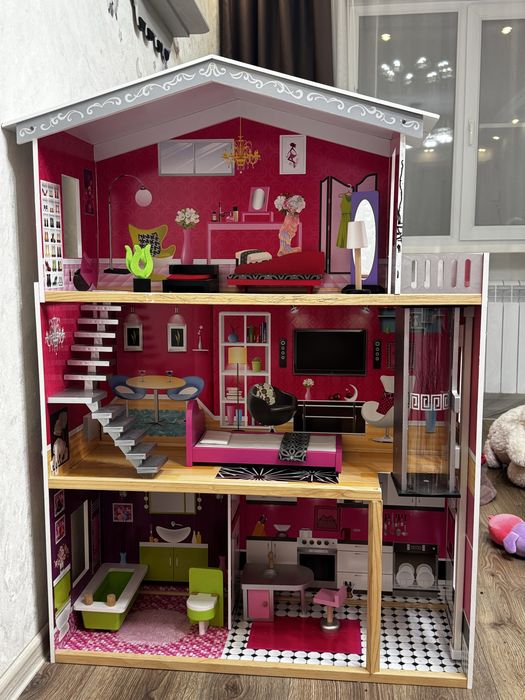 Кукольный домик большой