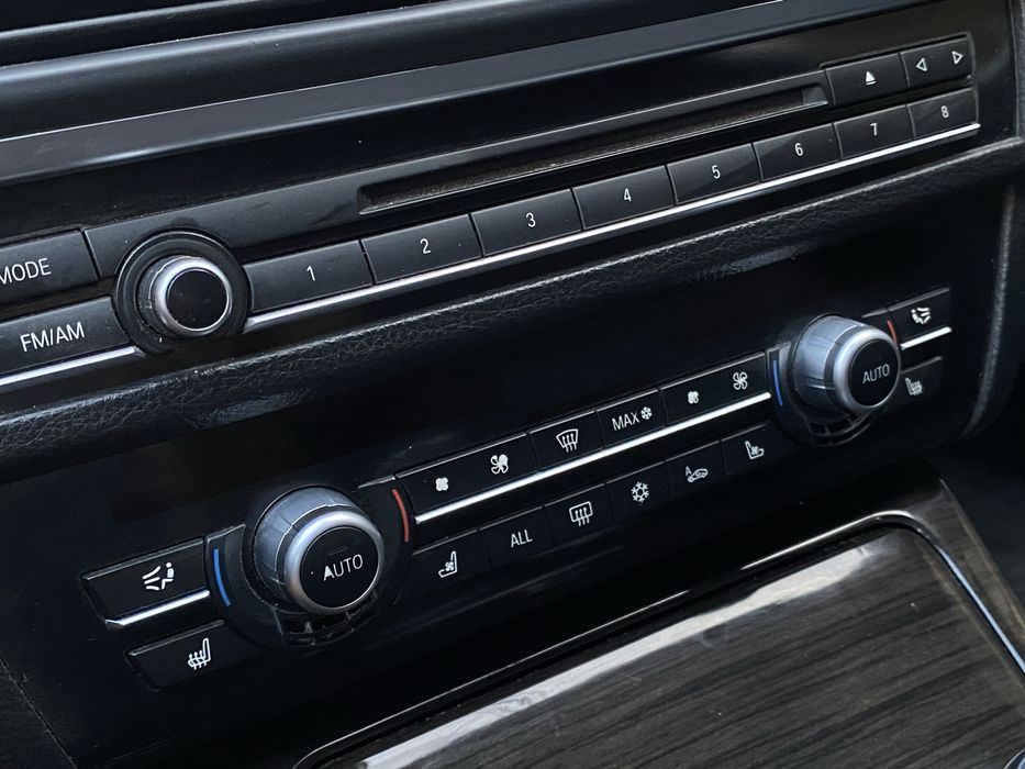 Продам бмв 535xi