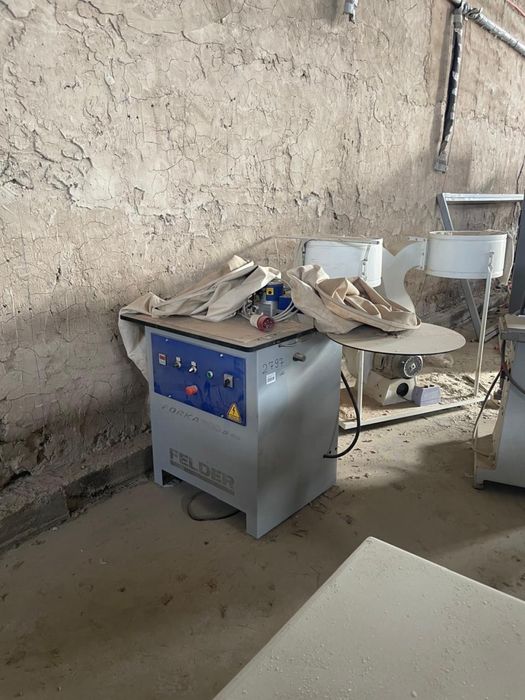 Поодаются станки для мебельного производства