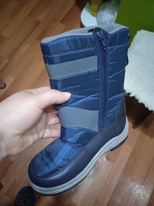 Зимние дутики на мальчика 33 р