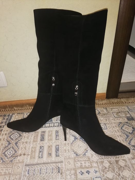 Продам осенние сапоги