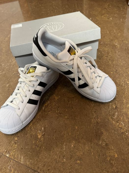Маратонки Adidas
