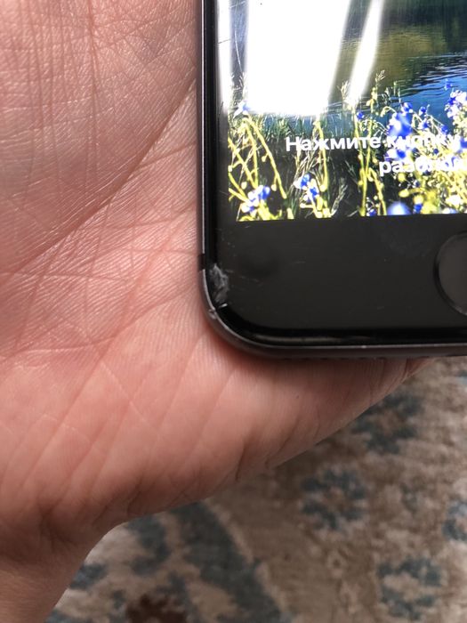 iPhone 8 64Gb в хорошем