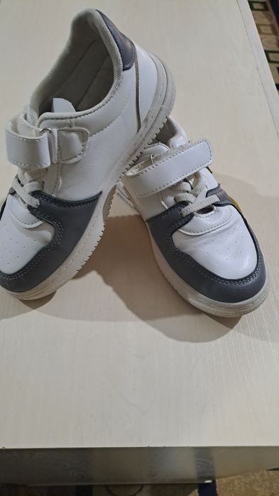 Продаётся детская обувь