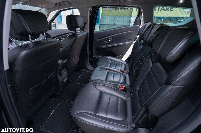 Renault Grand Scenic 2018 Inițiale Paris