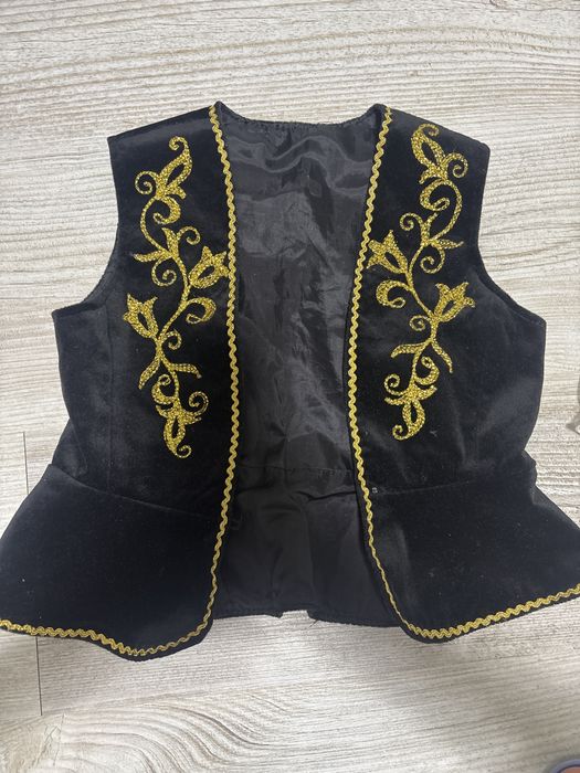 Национальный жилет