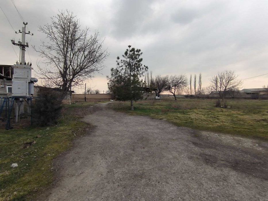 Sotiladi noturar mulk 0.6 GA ishlab chiqarish yoki qurilish uchun.