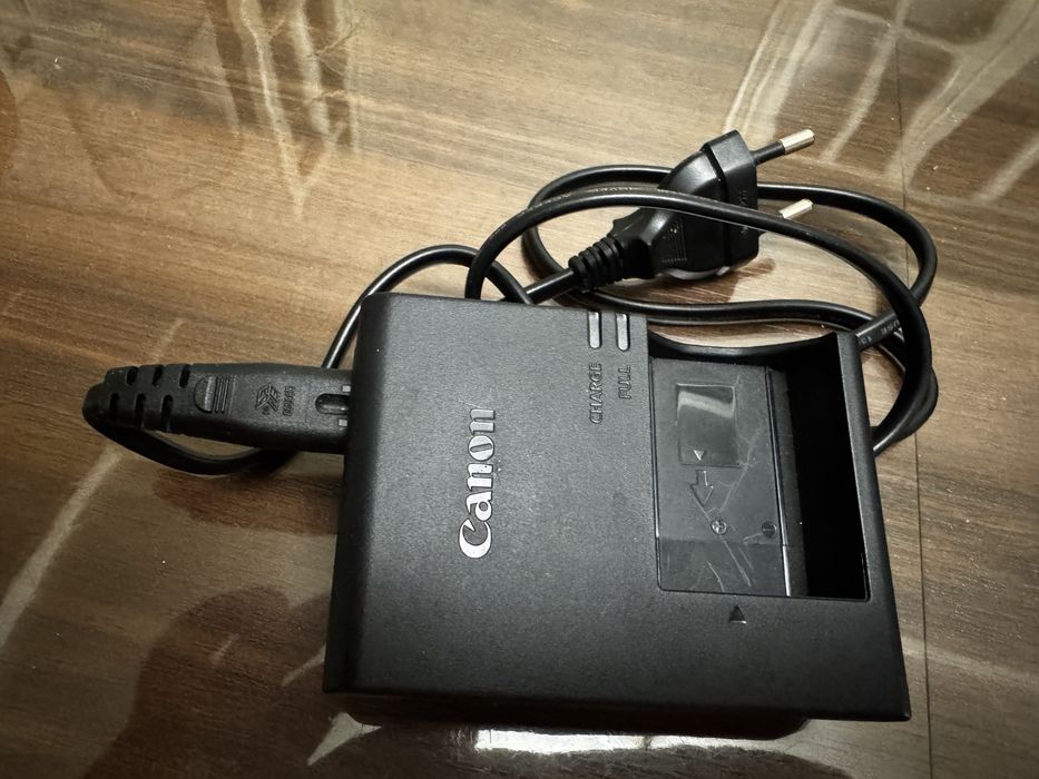 Фотоаппарат камера Canon eos 750D