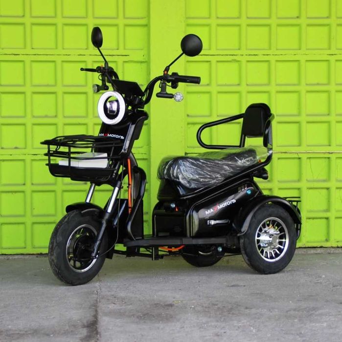 Двуместна електрическа триколка MaxMotors Pudding 1800W-48V-20Ah-BLACK