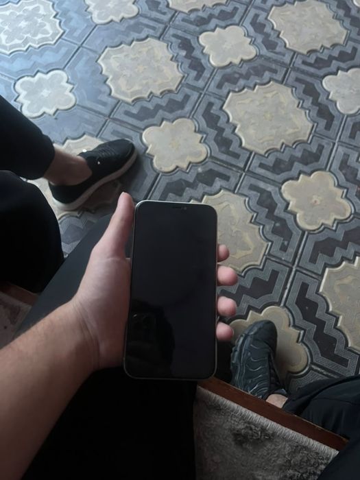 IPhone Xr продается