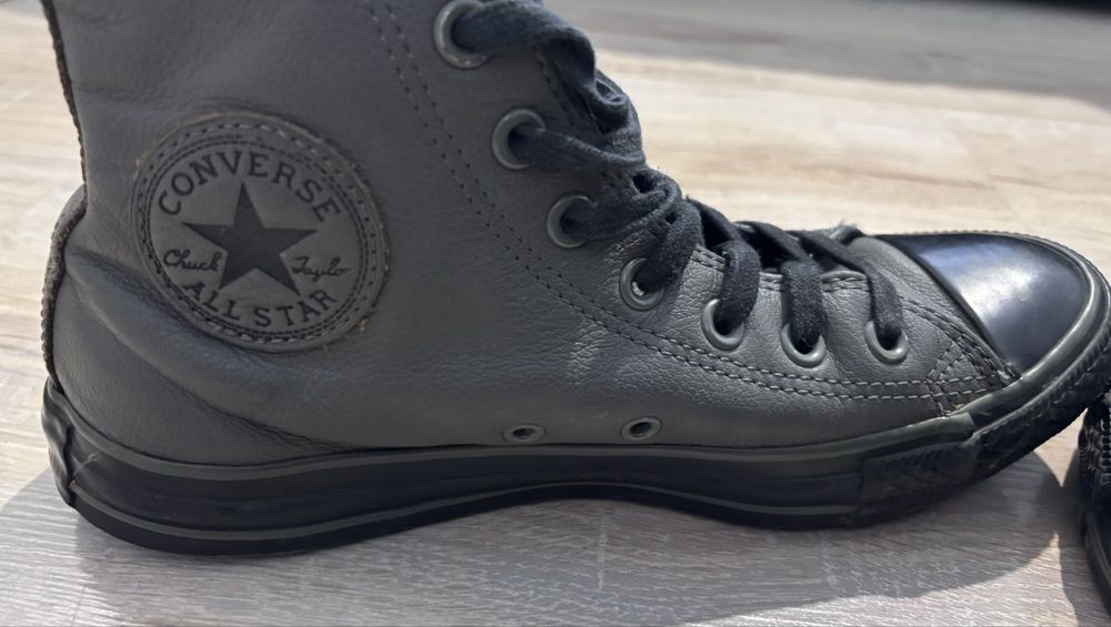 Converse кожени кецове