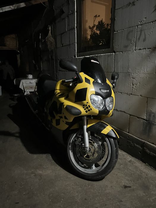 Vand suzuki katana gsx 600 f schimba si cu golf 4 sau cross