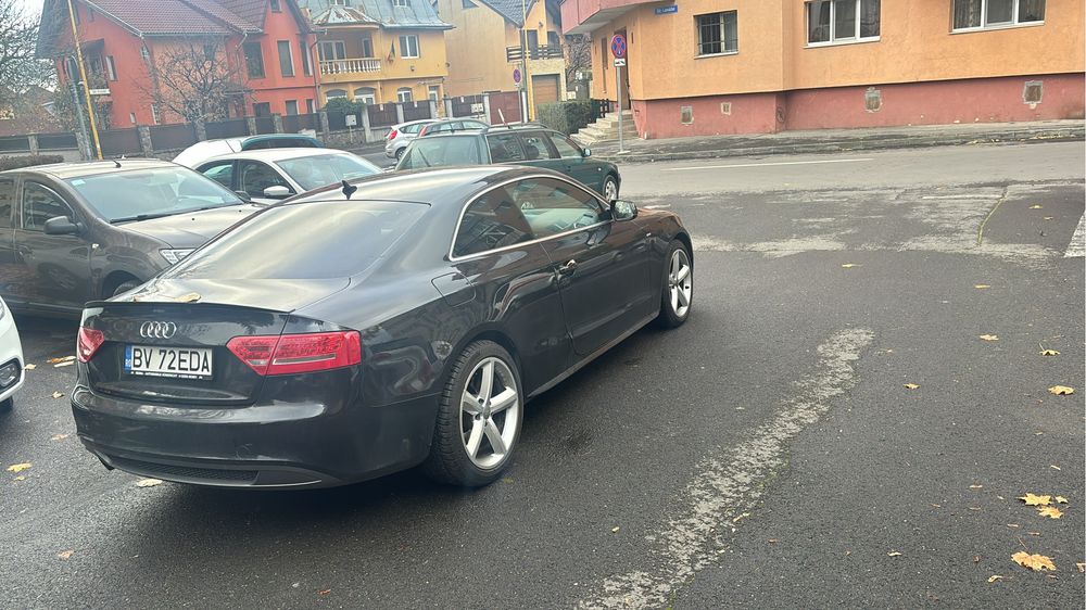 Vând eleron Audi A5 coupe 2007-2011