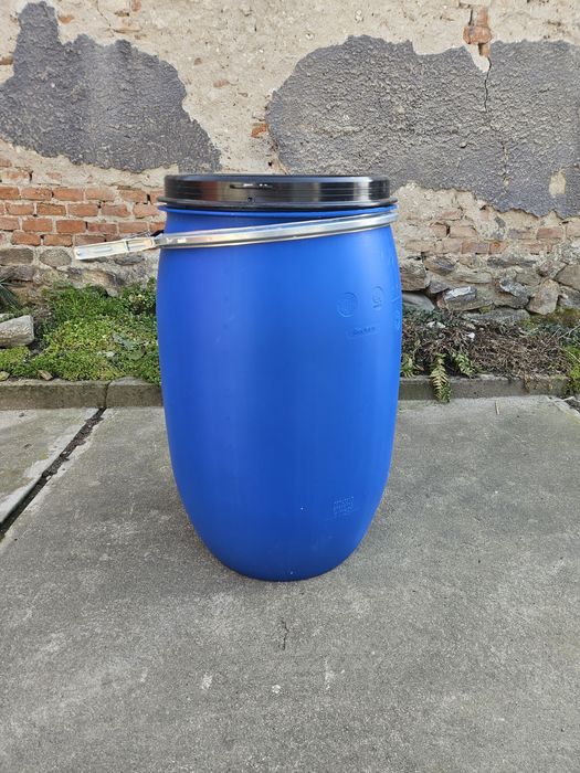 Butoaie 120 litri din plastic industrial