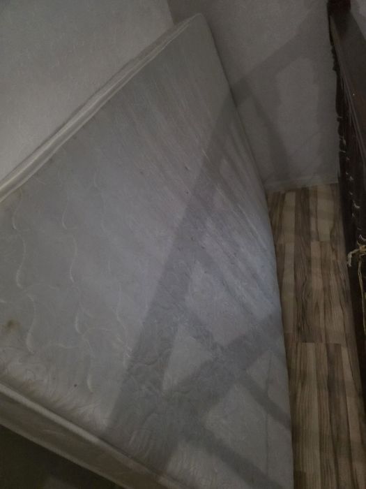 Отдам матрас даром