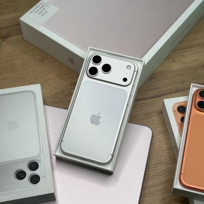 Apple iPhone 17 Pro Max E-Sim 256Gb | 0•0•12 | Гарантия | Trade in