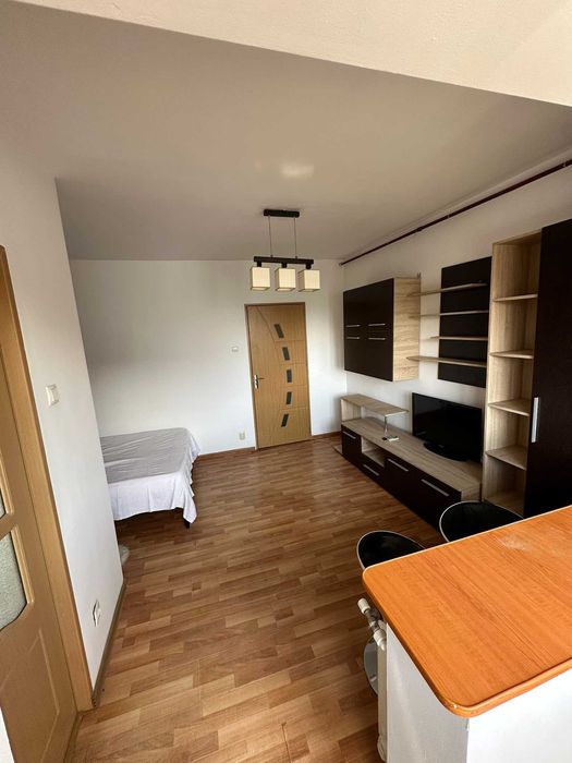 Garsonieră luminoasă | Centrală Proprie | 26 mp2 | Tineretului