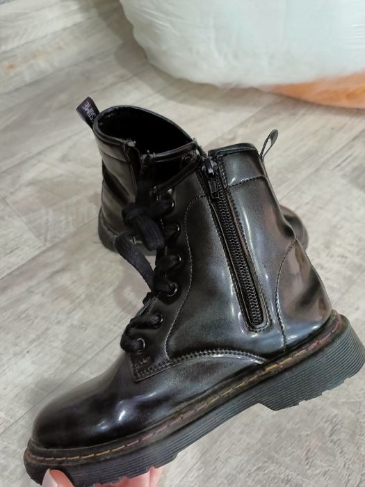 Ботинки на девочку размер 32