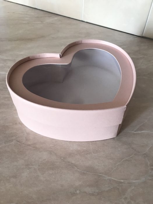 Коробки-сердца из плотного картона