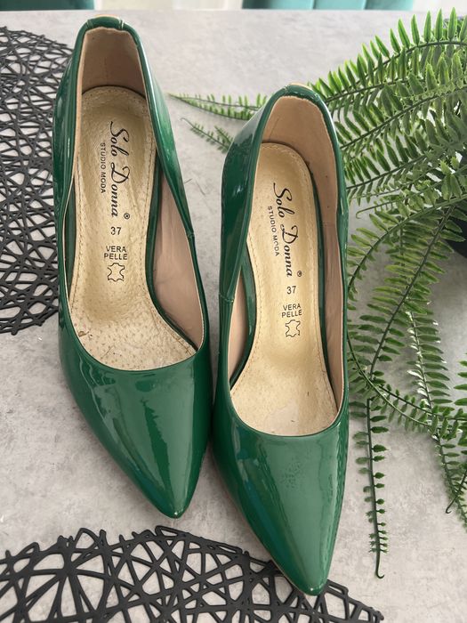 Pantofi din piele fina