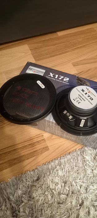 Vând boxe pentru mașina