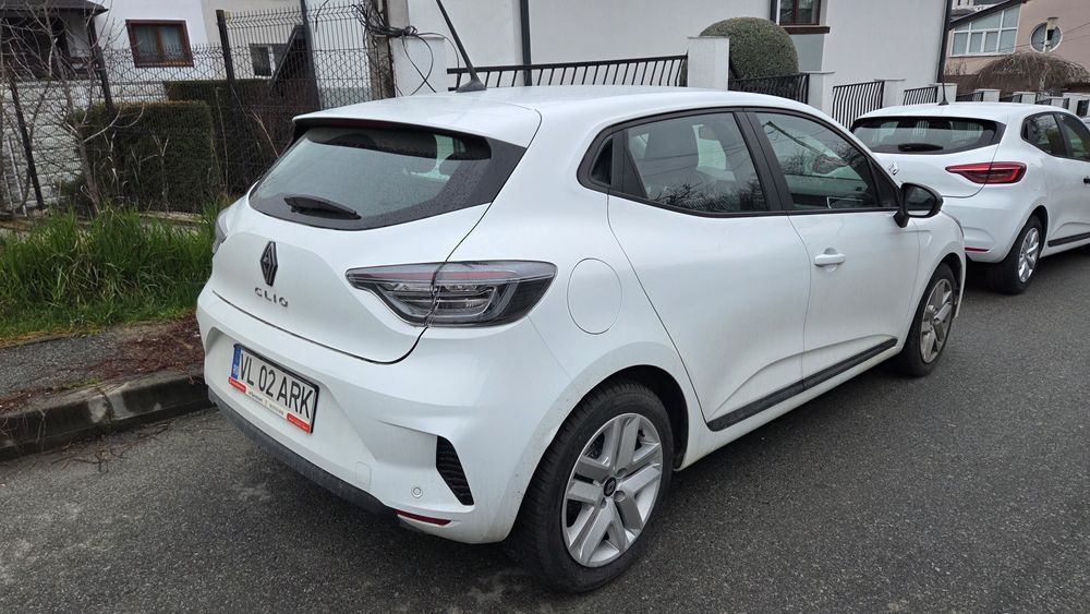 Renault Clio aproape nou