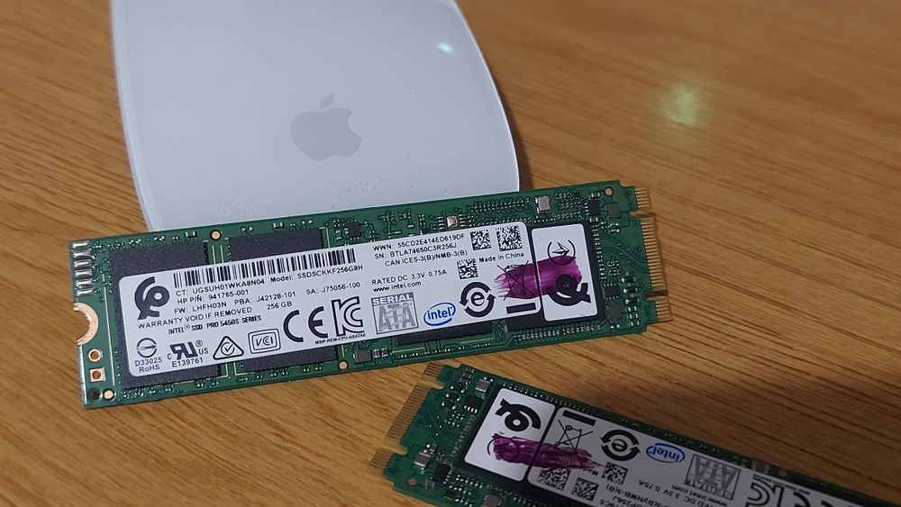 SSD INTEL M2 Sata 256GB 93% sănătate