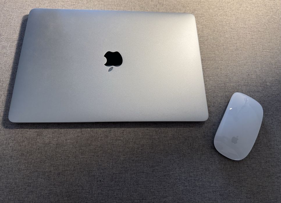 MacBook 2020 intel