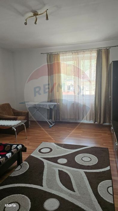 Casă / Vilă cu 5 camere de vânzare