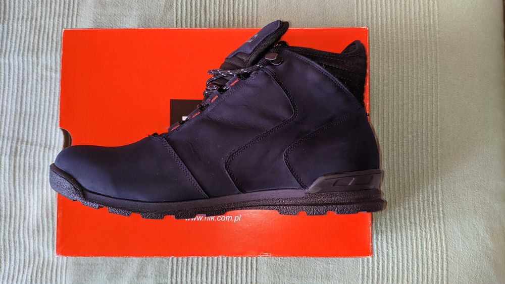 Зимни обувки неупотребявани, естествена кожа