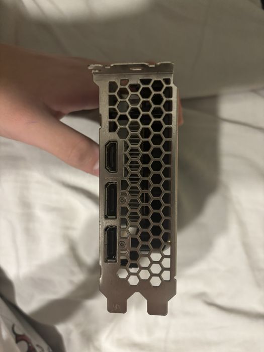 Nvdia geforce 1650 4gb