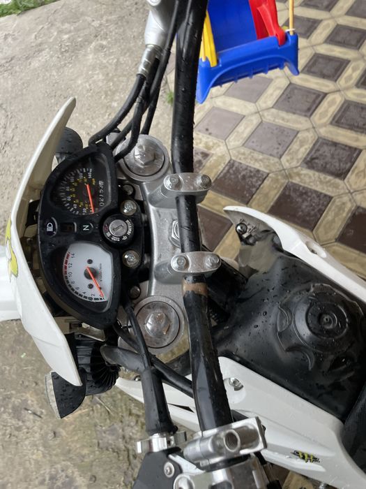 Продам эндуро 06