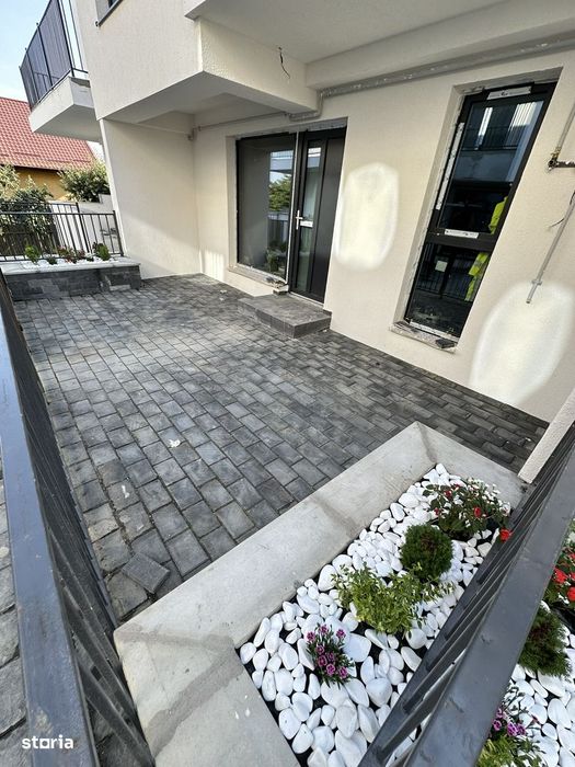 Apartament 3 camere D 2 bai Terasa Capat Pacurari