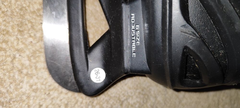 продам коньки для мальчика