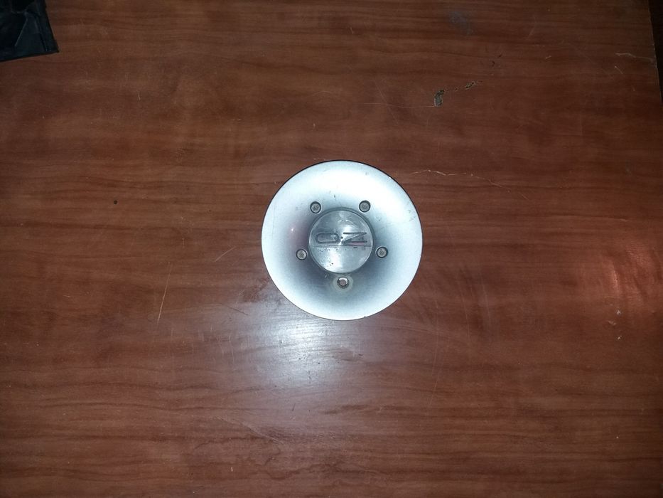 Продам колпачок на диск