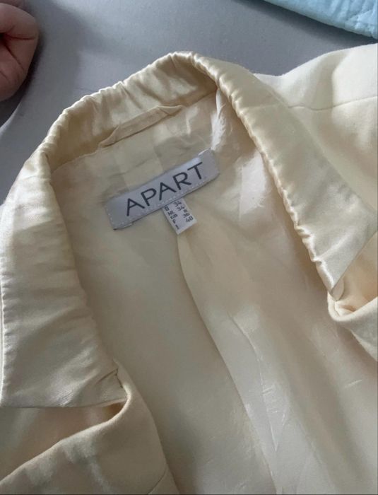 Пиджак сливочного цвета