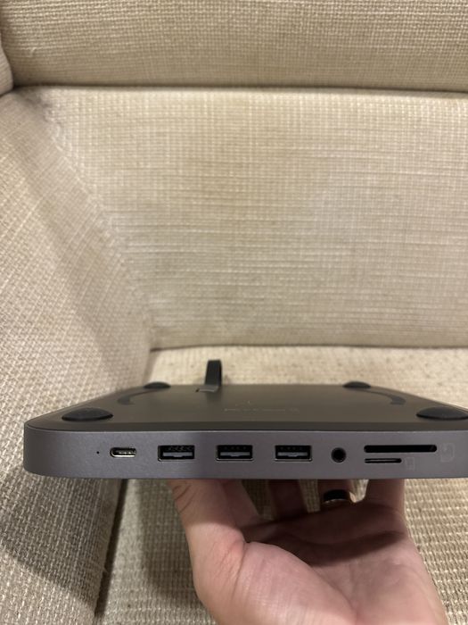 Suport Hub Satechi pentru Mac Mini, Gri Spatial