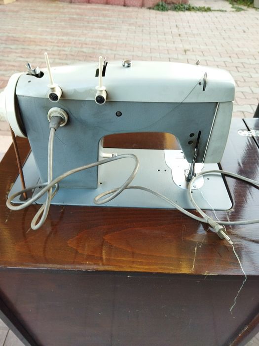 Швейная машина Веритас