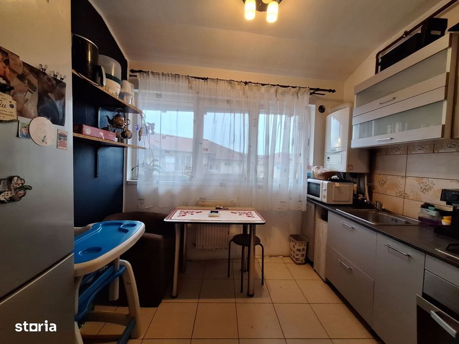 Apartament cu 2 camere, 39 mp, zona Florilor