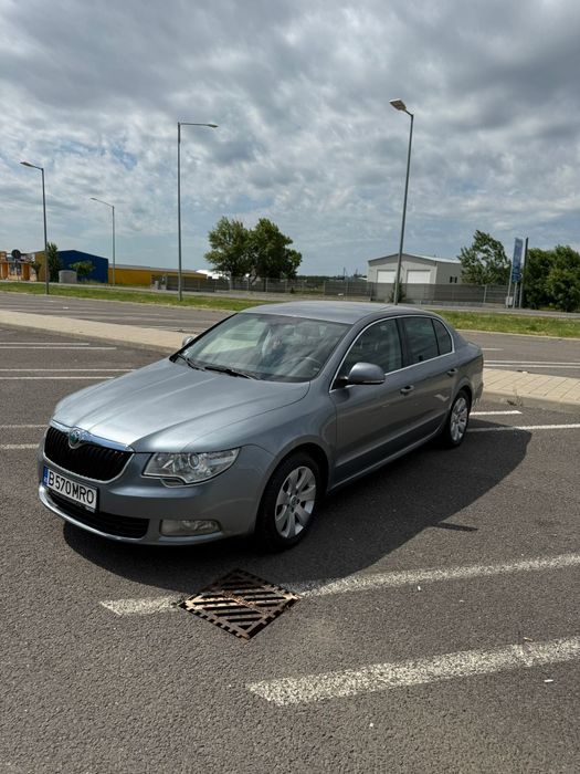 SKODA Superb 2012 — imagine 2