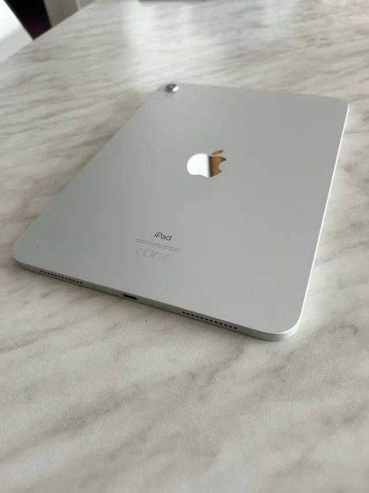iPad 10 (Gen. 2022) – Pentru Piese sau Reparație (LCD Perfect / iCloud Liber)