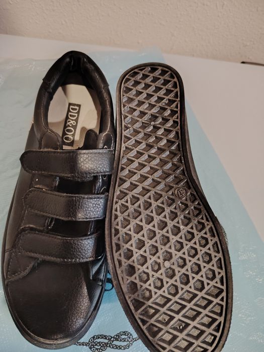 Новые кеды. Кожзам. Китай 37 размер