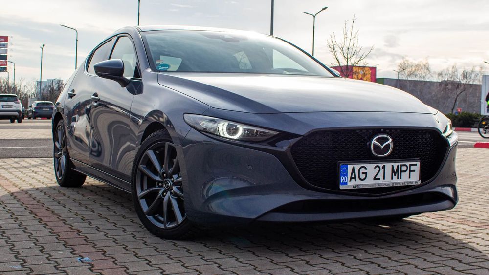 Mazda 3 Exclusive Line