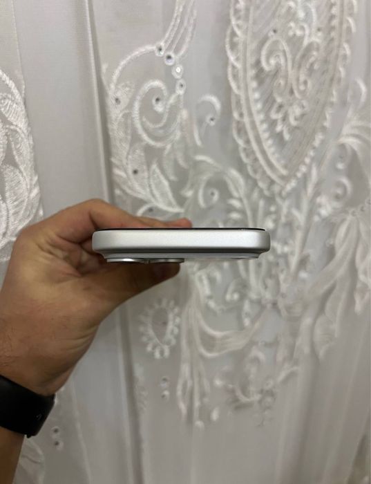 Iphone 17 pro max 100% yomks